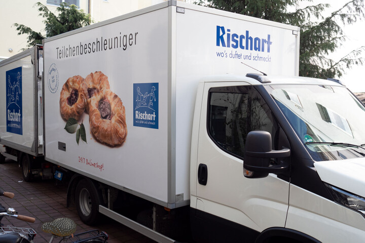 Rischart LKW-Beschriftung